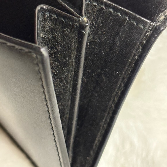 Gucci Black Leather Wallet with Silver Logo - Picture 6 of 12